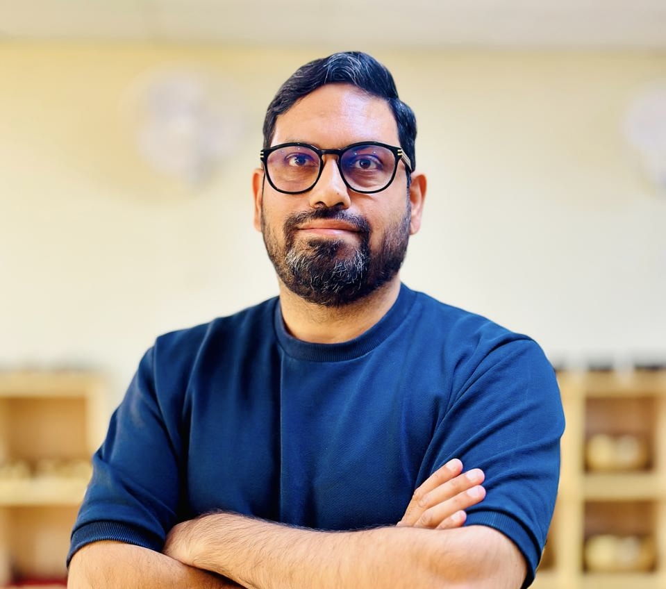 Portrait of Manan Sharma, founder of Naadveda.